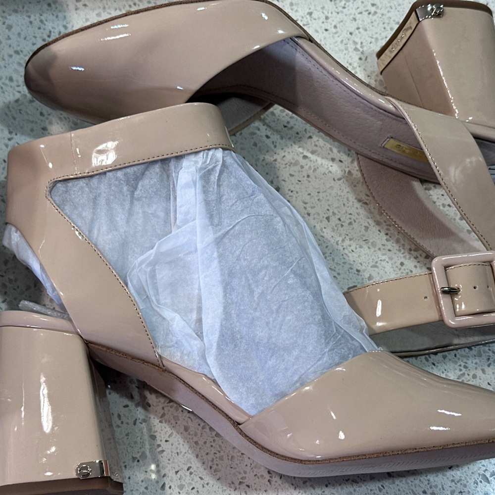 Louise et Cie cream color high heel shoes